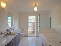 cedar-bathroom